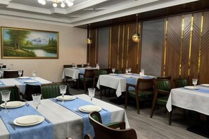 Restaurant - ZA'Faron Hotel Jizzax-Department of Management Only (Jizzakh District)