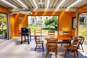 Outdoor dining - Private Villa in Futtsu (Futtsu)