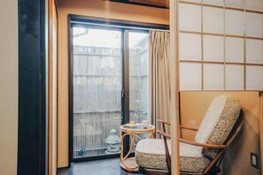 Interior - KoKoRoGo (Kyoto)