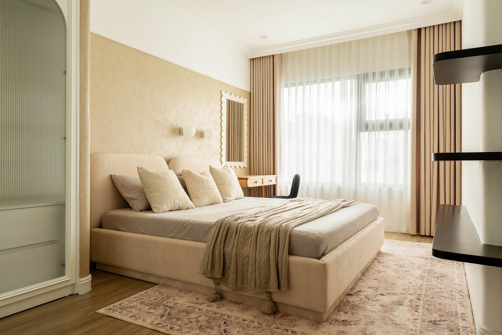 Individually decorated, individually furnished, desk, laptop workspace