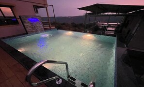 Pool - Savitri Bungalow (Dhangarwadi)