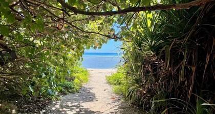 NewOpen/ NAGO-YA Walking distance to beach Fast WiFi Nature Retreat