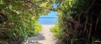 NewOpen/ NAGO-YA Walking distance to beach Fast WiFi Nature Retreat