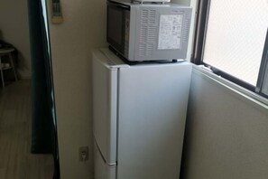 Room - Shin Awaji Building II, 202 Heart House,1 minute from Awaji Station. (Osaka)