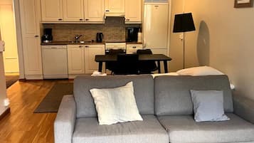 Apartment, Balcony, City View | Iron/ironing board, free WiFi