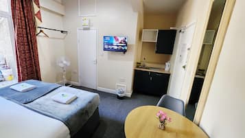 Klassieke studio | Een strijkplank/strijkijzer, gratis wifi