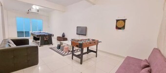 Cozy Party Homestay nearby Airport
