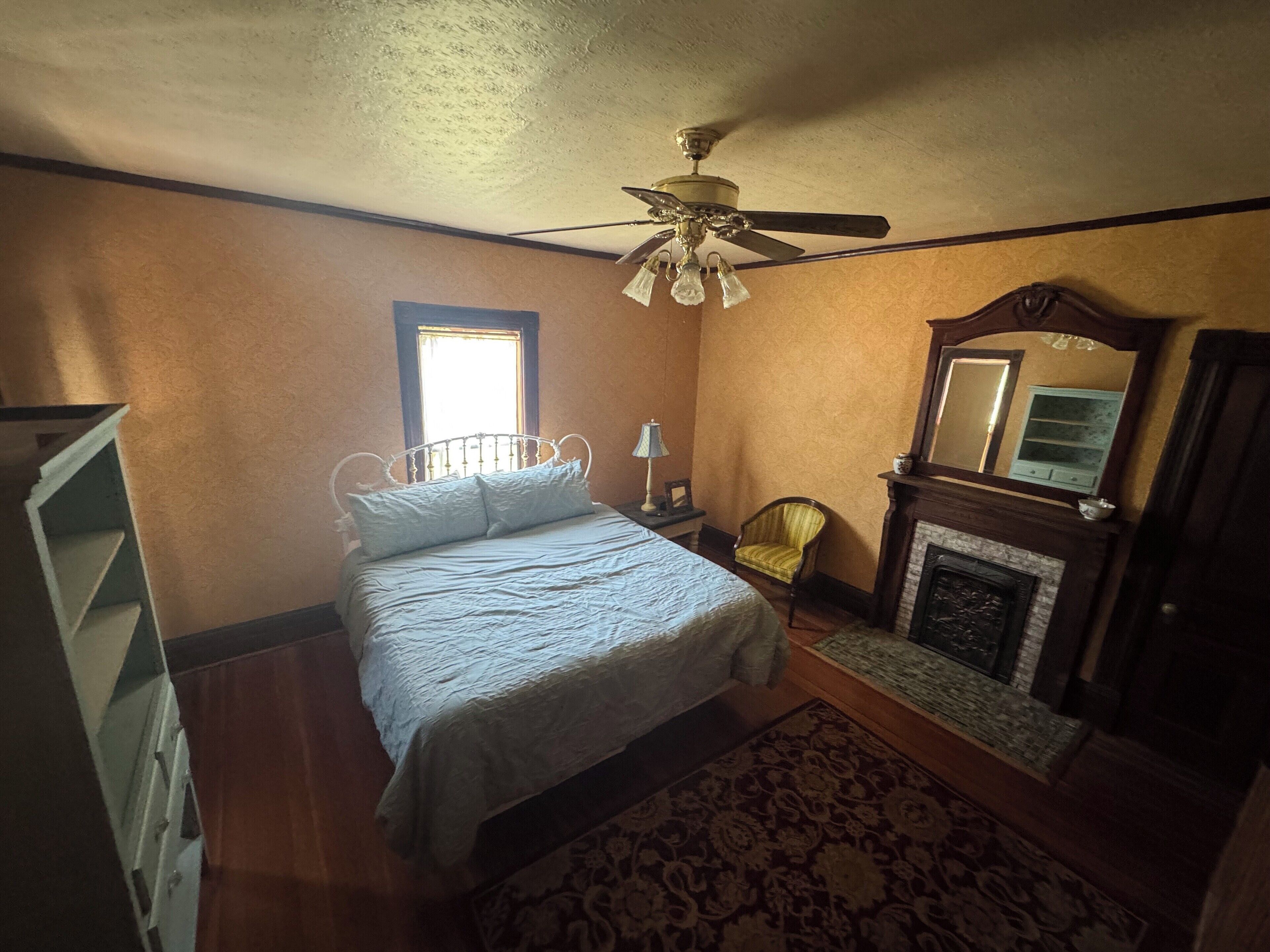 3 makuuhuonetta, ilmainen Wi-Fi, vuodevaatteet