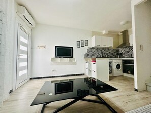 ميكروويف، ماكينة لصنع القهوة/الشاي