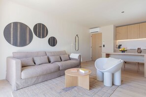 Apartment, 1 Schlafzimmer, Balkon, Gartenblick | Zimmersafe, Bügeleisen/Bügelbrett, kostenloses WLAN