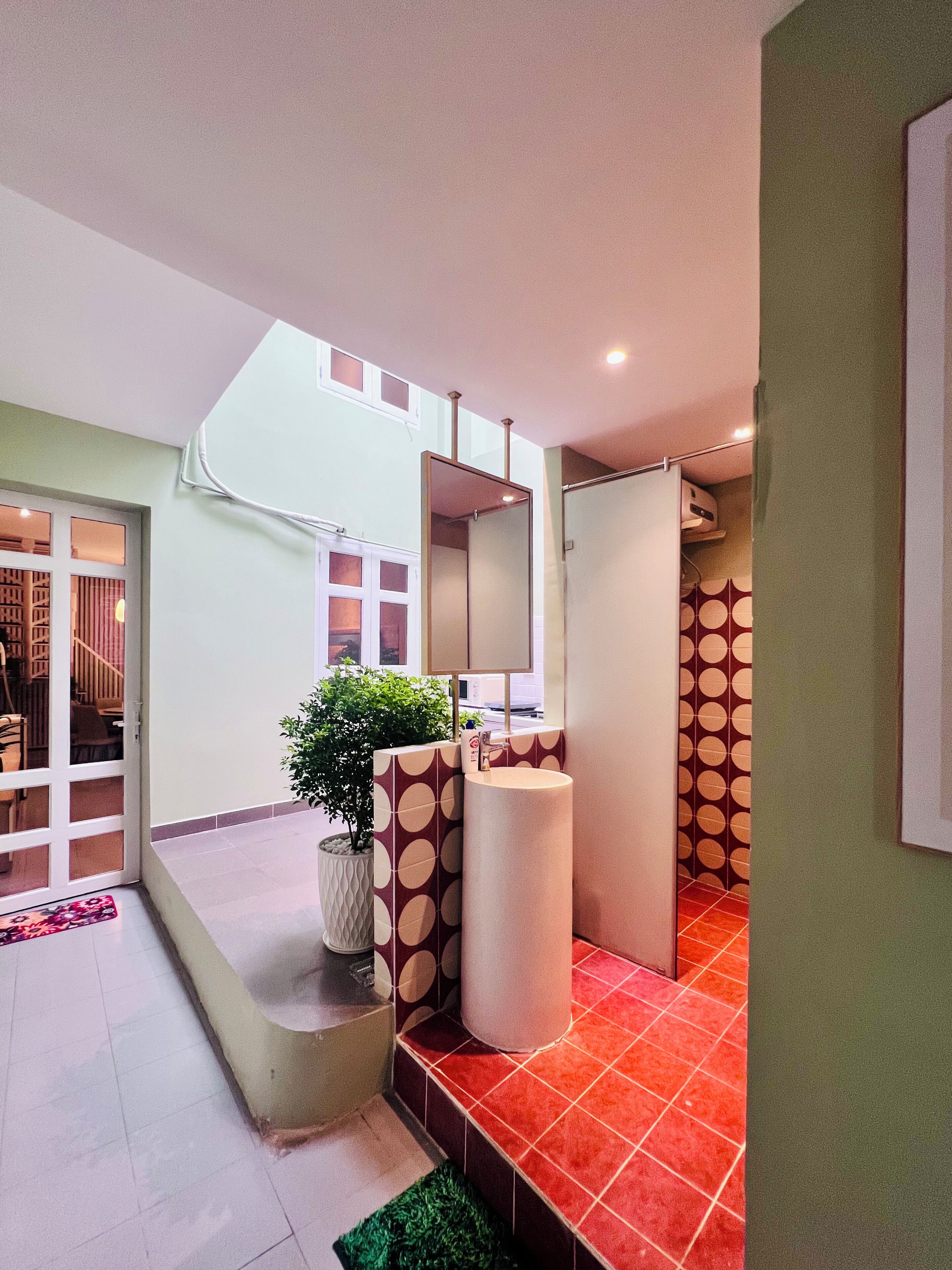 Family Townhome, Patio, City View | Bathroom | Slippers, towels, soap, shampoo