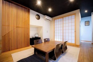 Room - Kyoya Nobuhiro Reisen (Kyoto)