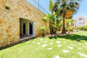 Unclassified image, 5 of 72, button - BnB Homes Ocean View Apartment with relax Terrace, 2 Swimming pools & Tennis court (Albufeira)