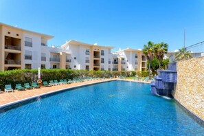 Unclassified image, 5 of 72, button - BnB Homes Ocean View Apartment with relax Terrace, 2 Swimming pools & Tennis court (Albufeira)