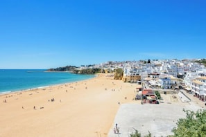Unclassified image, 3 of 72, button - BnB Homes Ocean View Apartment with relax Terrace, 2 Swimming pools & Tennis court (Albufeira)