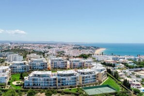 Unclassified image, 2 of 72, button - BnB Homes Ocean View Apartment with relax Terrace, 2 Swimming pools & Tennis court (Albufeira)