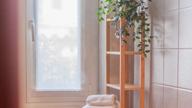 Ảnh chưa phân loại, 1 trong số 40 ảnh, nút