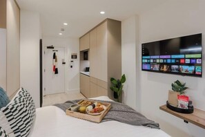 Room - Kensington Deluxe Studio (London)