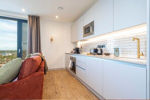 Apartment - The Eades Store Projects Studio (London)