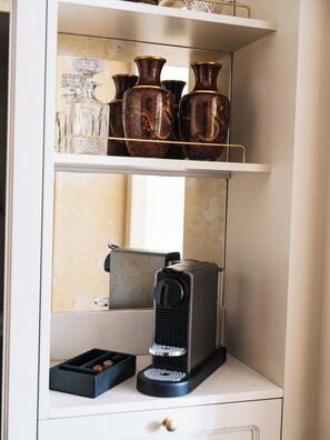 Executive tweepersoonskamer, uitzicht op de stad | Minibar