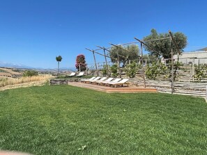 Property grounds - Villa Borsacchio with sea view (Roseto degli Abruzzi)