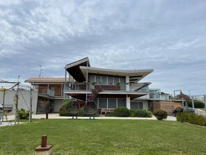 Exterior - Villa Borsacchio with sea view (Roseto degli Abruzzi)