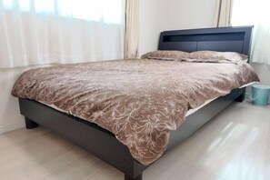 Room - First visit hut (Tokyo)