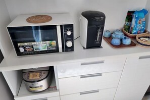 Room - First visit hut (Tokyo)