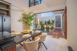 Outdoor dining - Nidya Villa Canggu (Bali)