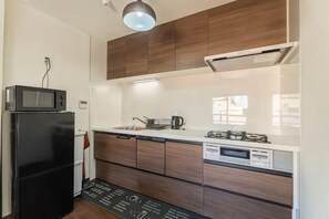 Private kitchen - EVERYDAY HOUSE NIHONBASHI 505 (Osaka)