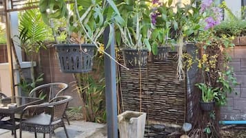 House, 3 Bedrooms, Accessible, Smoking | Garden