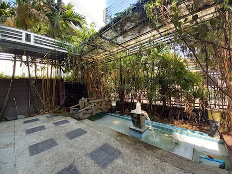 House, 3 Bedrooms, Accessible, Smoking | Garden