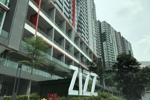 Exterior - Zizz Homestay - the Pallet Home (Petaling Jaya)