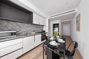 Room - A Lux & Modern Apt Next to Southern Cross Station (Melbourne)