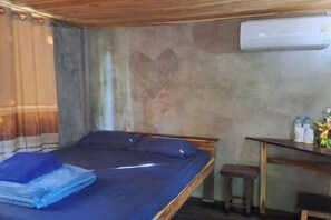 Room - Num Homestay (Mae Tha)