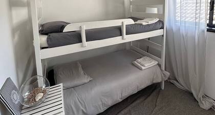 7 Room House, 2 Kitchens