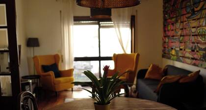 7 Room House, 2 Kitchens