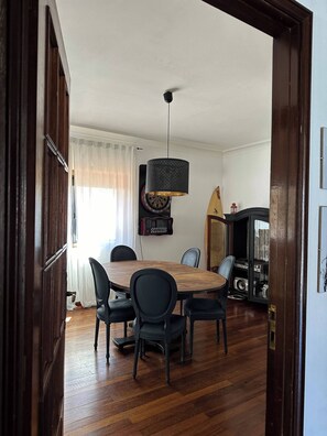 Villa, Multiple Bedrooms | Dining room - 7 Room House, 2 Kitchens (Vila Nova de Gaia)