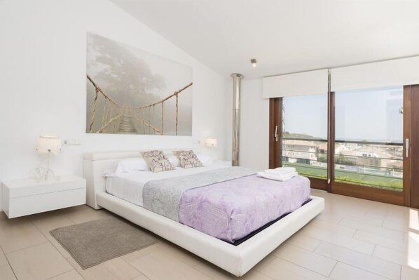 Room - PICARA - Villa with private pool in Mancor De La Vall. Free WiFi (Raiguer)