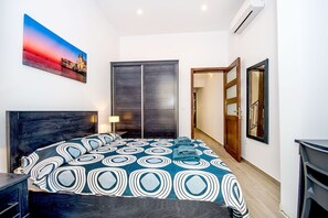 Comfort Room | Free minibar, iron/ironing board, free WiFi - Seabreeze House (Sliema)