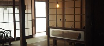 30 seconds walk to the sea/5 min drive from the center [coyado]