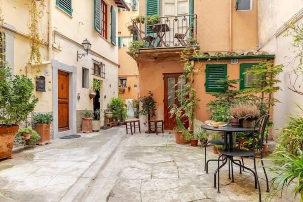 Garden - Vintage apartments in the center of Florence (Florence)
