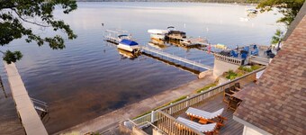 6bdr Lakefront Home w/Hot Tub