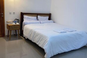 Unclassified image, 2 of 9, button - Home Stay Room In Bali (Bali)