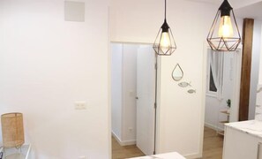 Interior - NEW, CENTRAL NEAR BEACH AND SEA by www.SanSebastianApartments.es (San Sebastian)