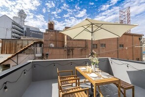 Outdoor dining - Tsutenkaku Royal House - Self Check-In Only (Osaka)