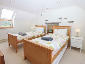 3 bedrooms, individually decorated, individually furnished, free WiFi - Ty Newydd (Trefriw)
