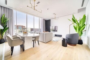 Room - Stella Stays Classy 2Bdr Barari Duplex (Dubai)