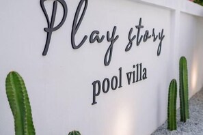 Exterior - Play story Pool Villa (Sattahip)