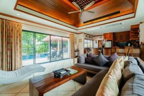Room - Lotus Pool Villa Your Own Slice Of Island Paradise (Phuket)